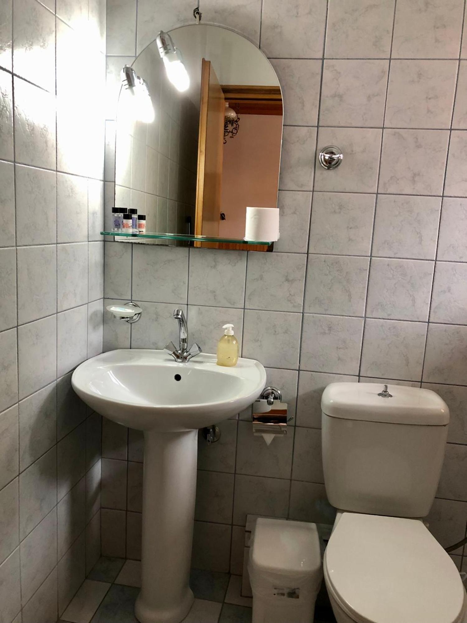 Apostolos Hotel Мецовон Номер фото